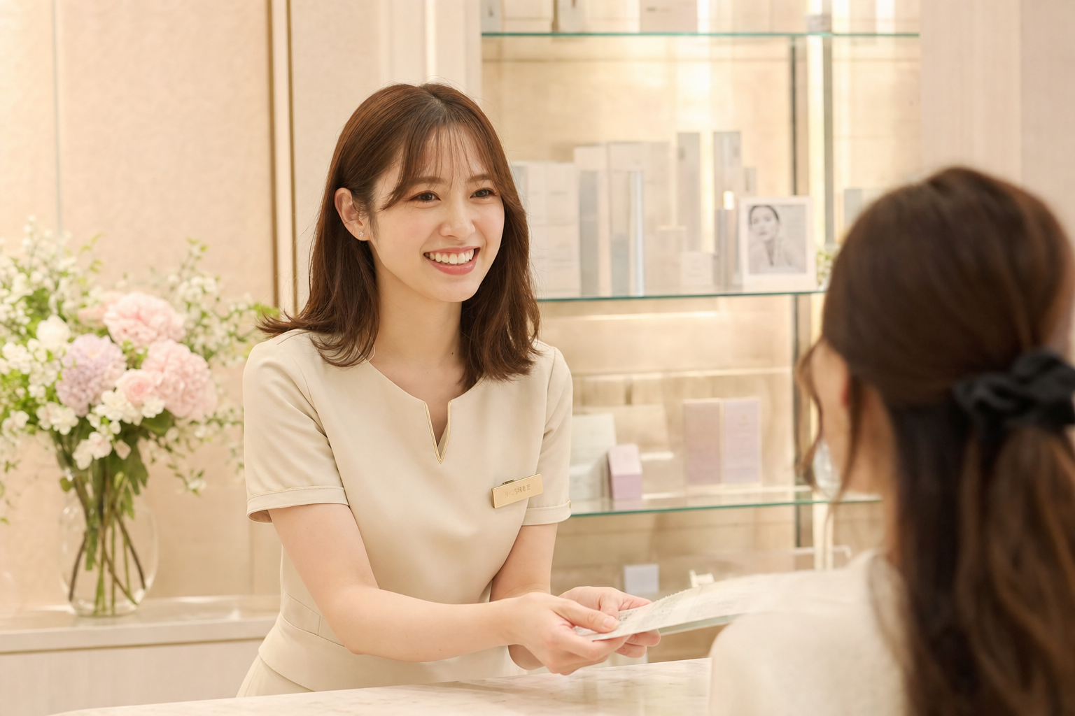 某美容クリニック 受付事務